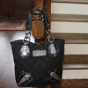 Derion Purse
